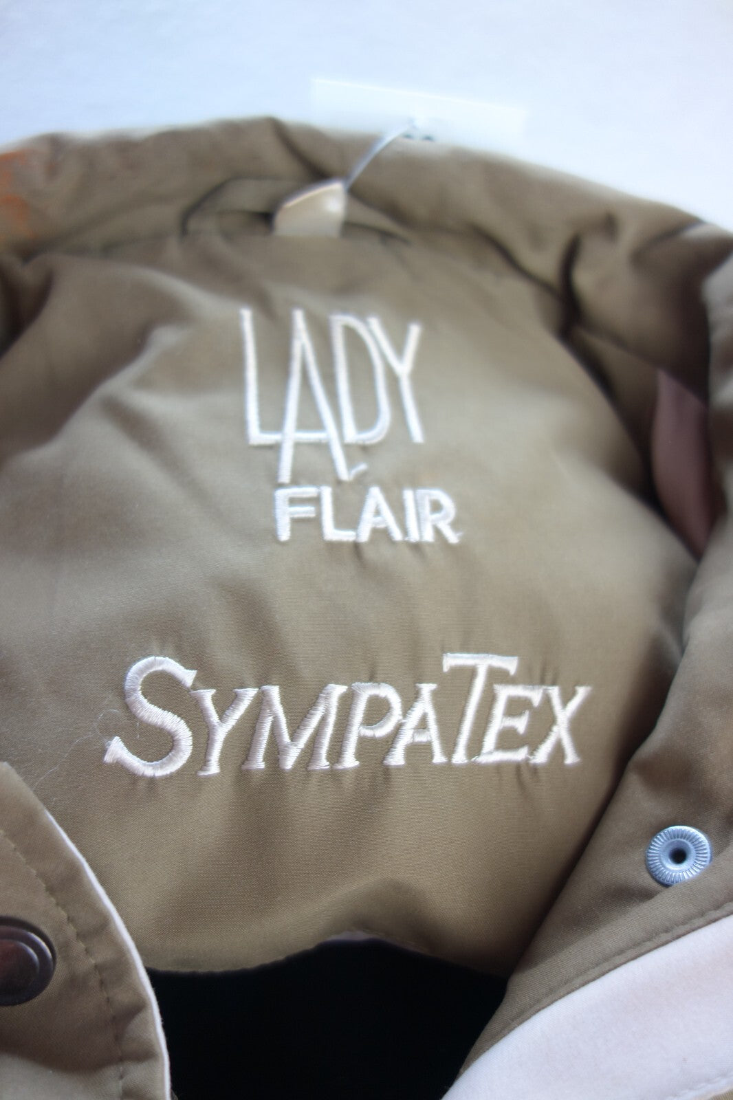 EK2053 Damen Jacke von Lady Flair, olivgrün, Gr. 234