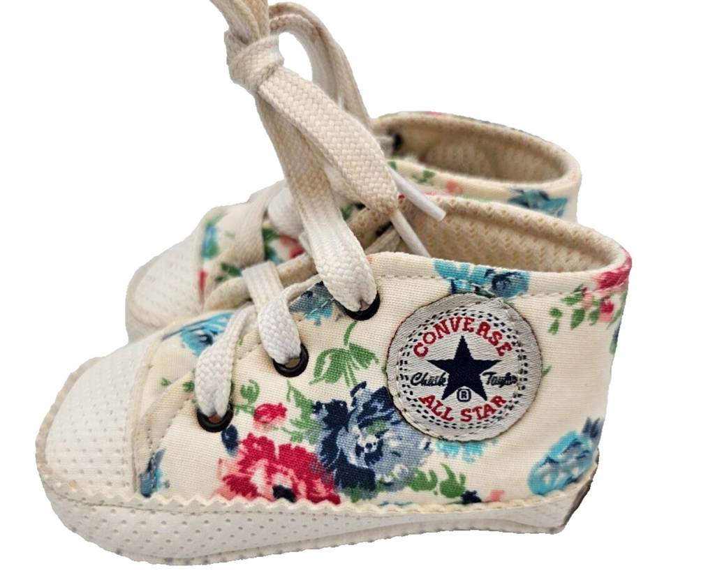 ES0047 Baby Schuhe von Converse, Allstar weiß mit Blumen1