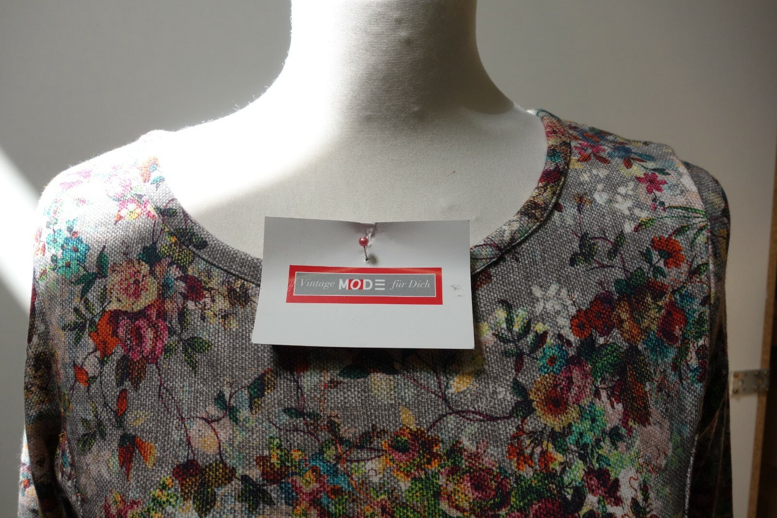 EK0364 Damen Kleid von Baléan, geblümt, S1