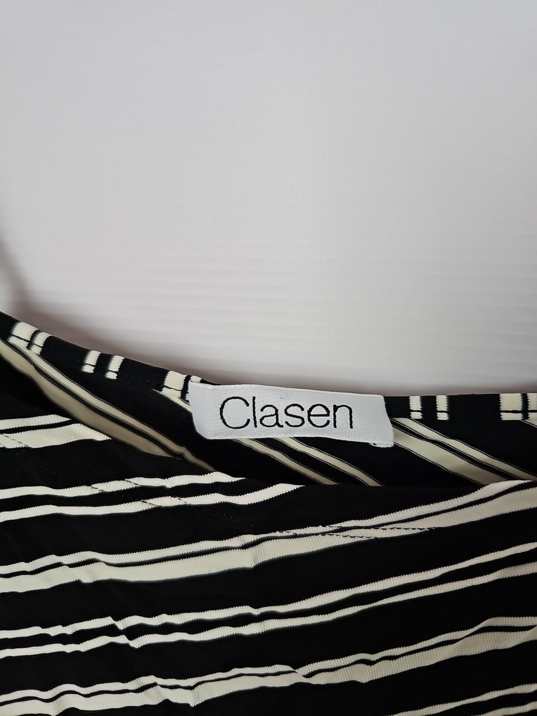 EK8608 Damen Top Clasen Gr.s Schwarz Gestreift1