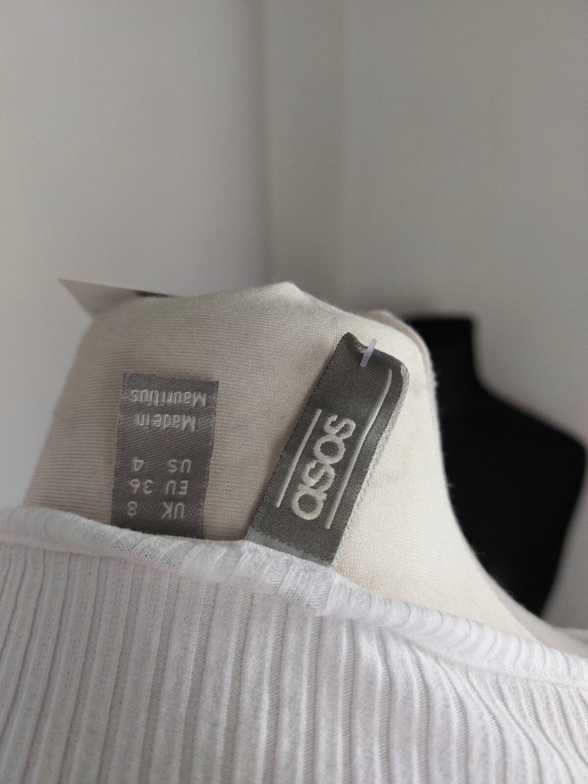 EK5130 Damen T-Shirt von asos, weiß, Gr. 365