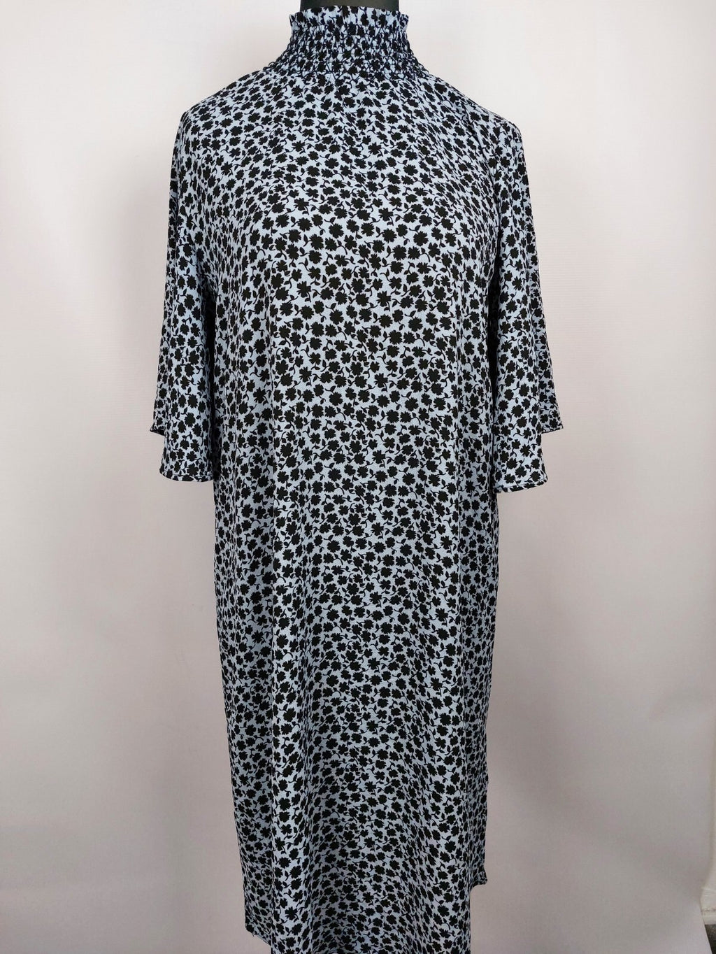 EK3914 Damen Kleid von H&M, blau/schwarz, Gr. 420