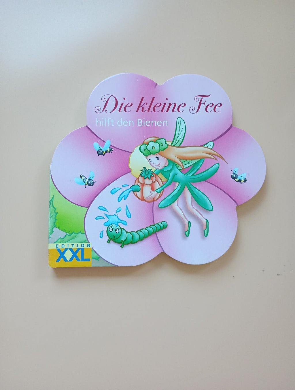 Die kleine Fee hilft den Bienen | Buch | Zustand sehr gut. 3590