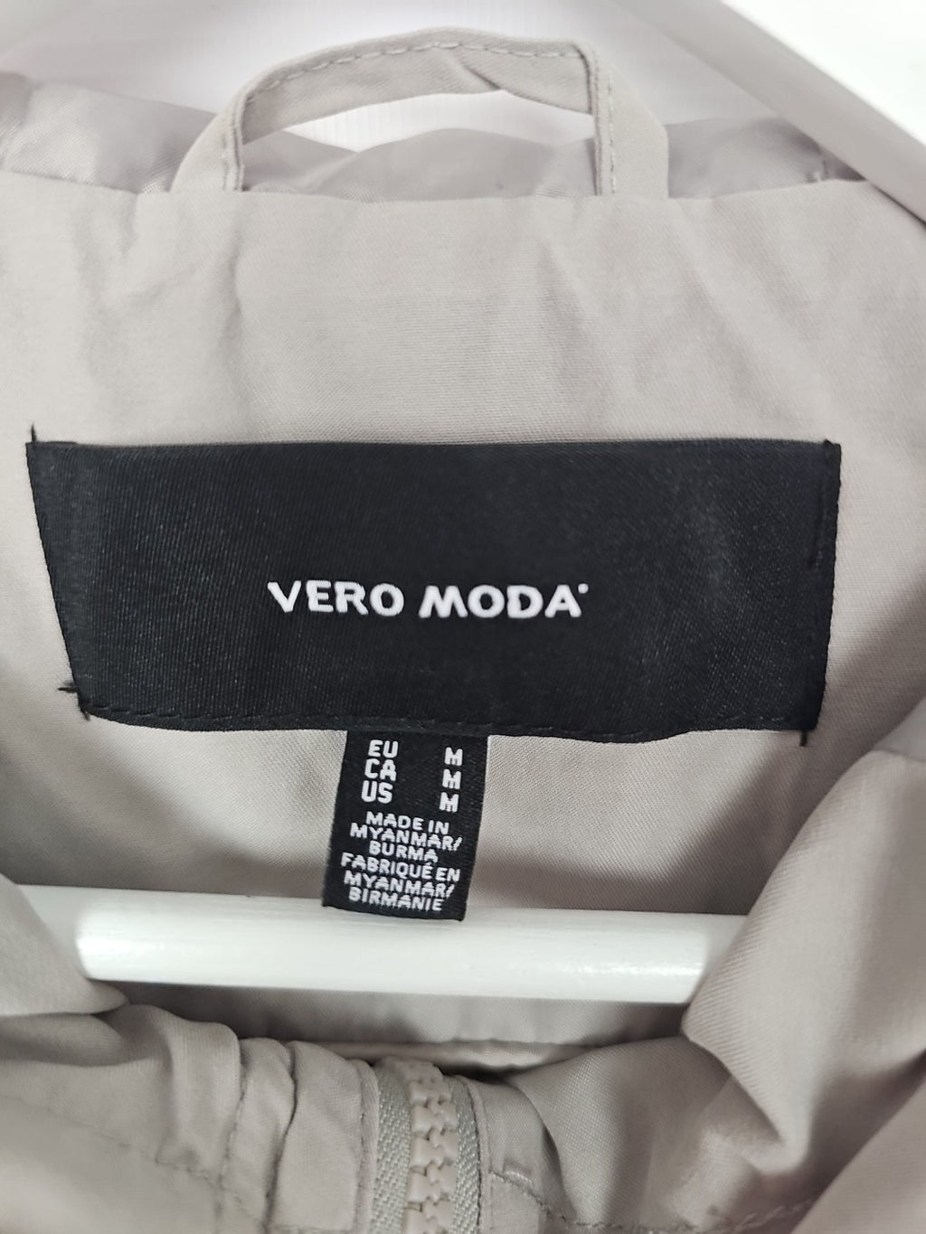 EK8925 Damenjacke Vera Moda Gr.M Grau1
