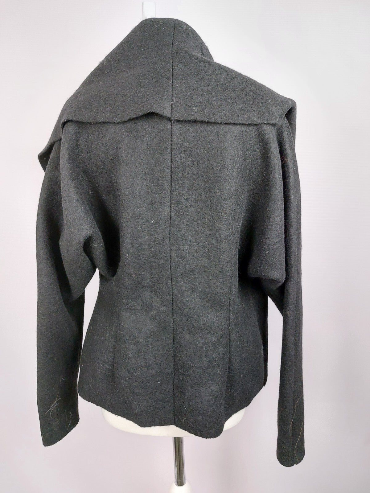 EK3181 Damen Wolljacke von Gregoria Recio Genéve, schwarz, Gr. 387