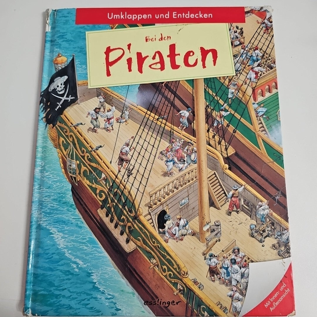 EB899 Bei den Piraten. Umklappen und Entdecken von Peter Denni0
