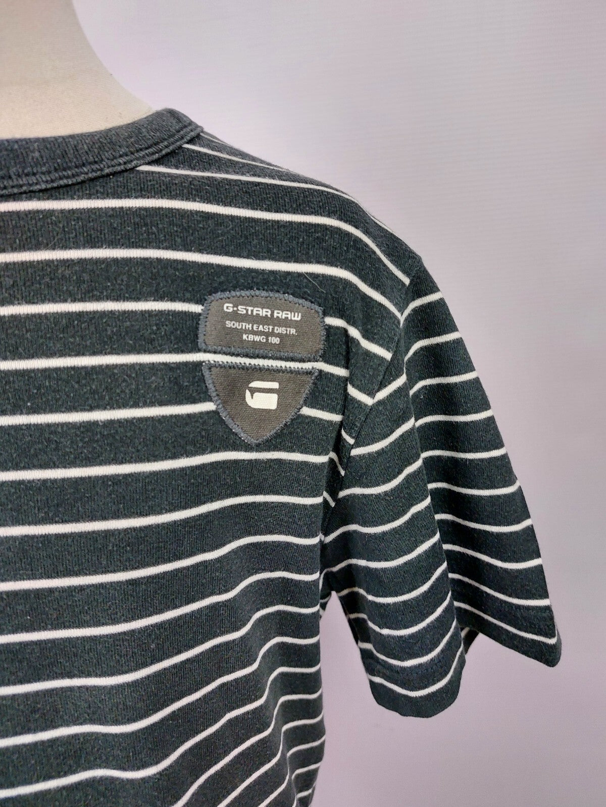 EK4921 Jungen T-Shirt von G-Star, schwarz/weiß gestreift, Gr. S (140/146)2