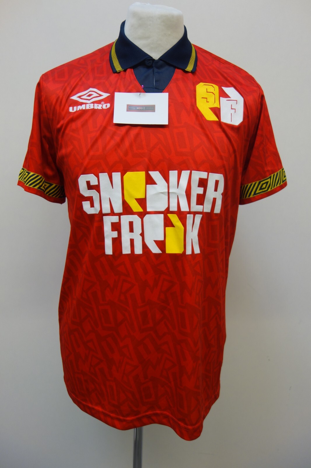 EK2892 Herren Sport T-Shirt von Umbro, rot, Gr. S0
