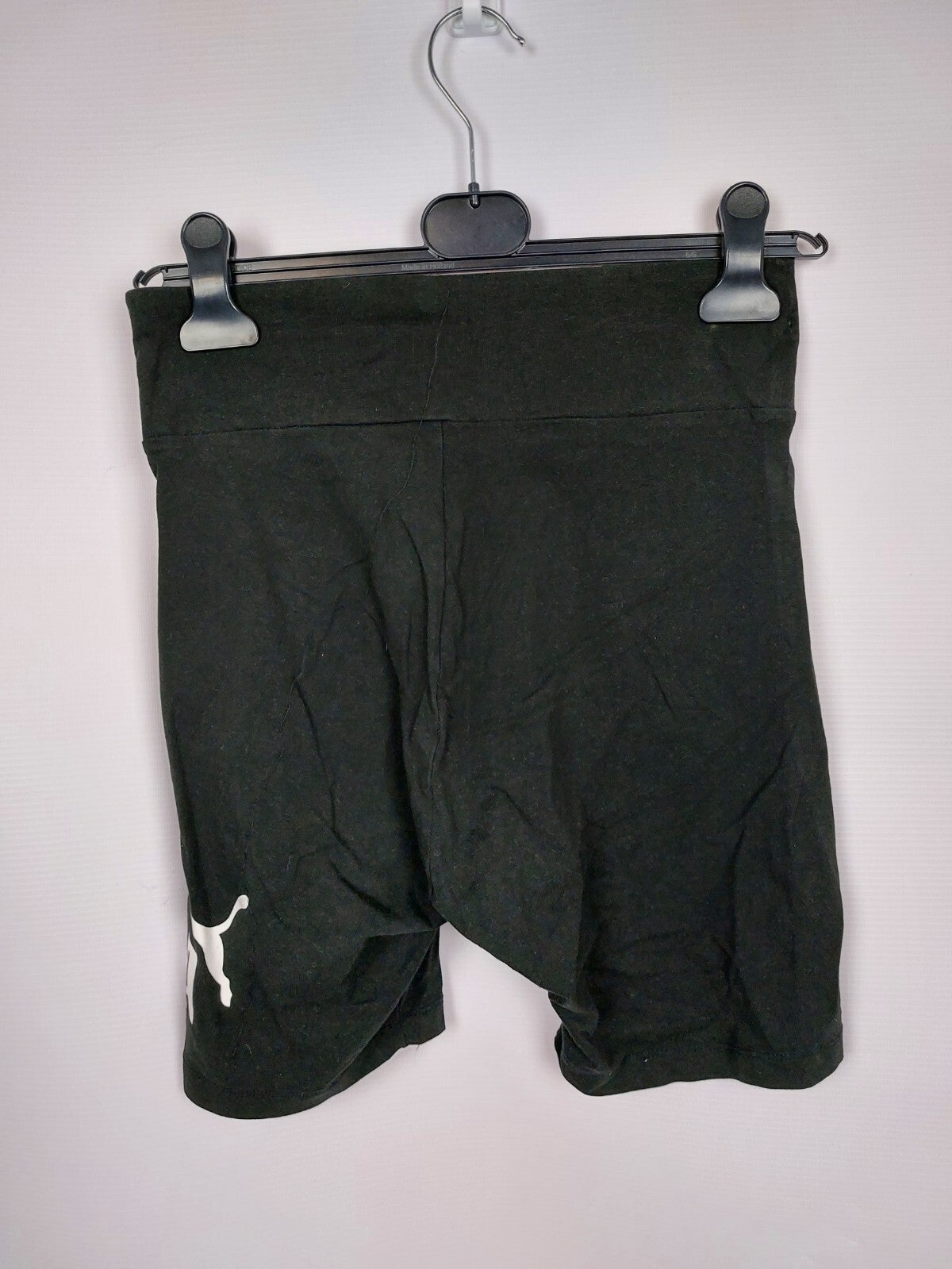 EK4359 Damen Shorts von Puma, schwarz, Gr.M3