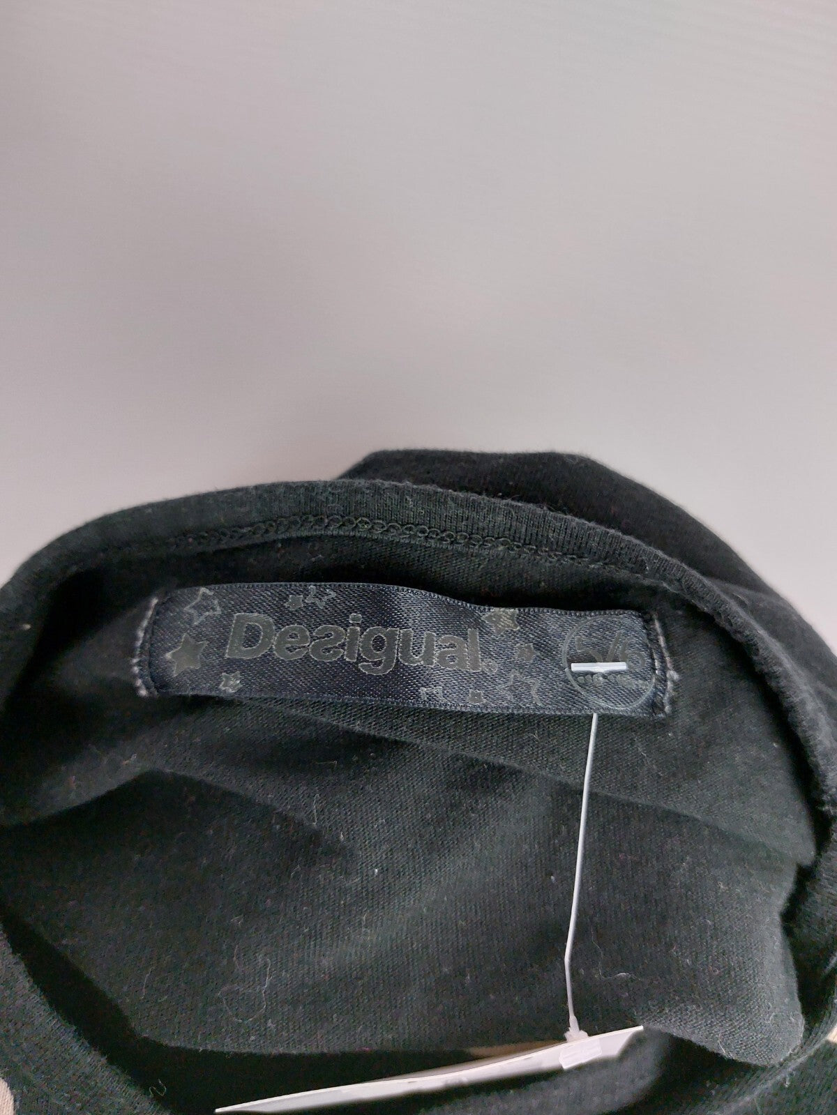 EK4401 Mädchen Langarmshirt von Desigual, schwarz, Gr. 110/1164