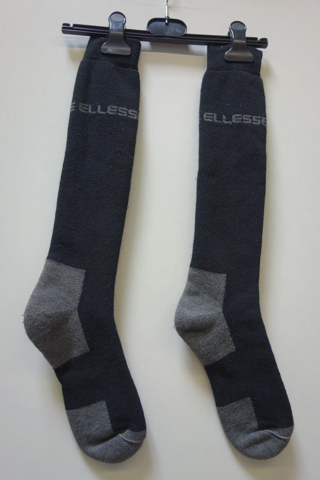 EK1990 dicke Kniestrümpfe von Ellesse, schwarz-Grau4