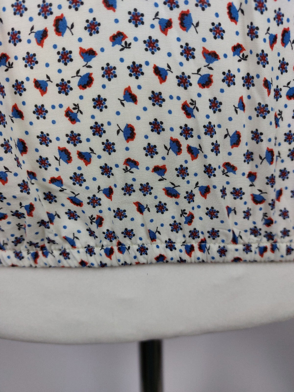 EK0922 Damen Bluse von Esprit, weiß mit Blümchen, Gr. XS6