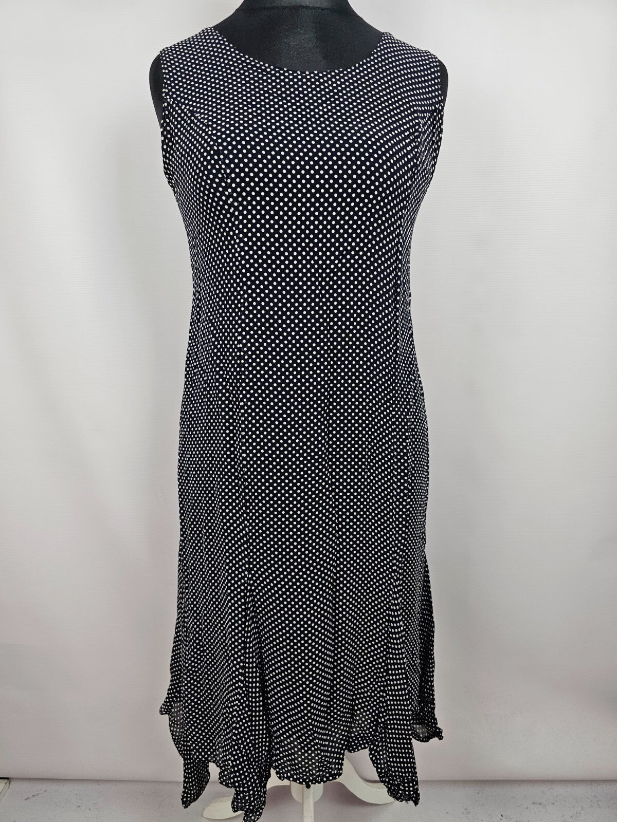 EK5345 Gepunktetes Kleid von Vedat für Damen, Gr. 480