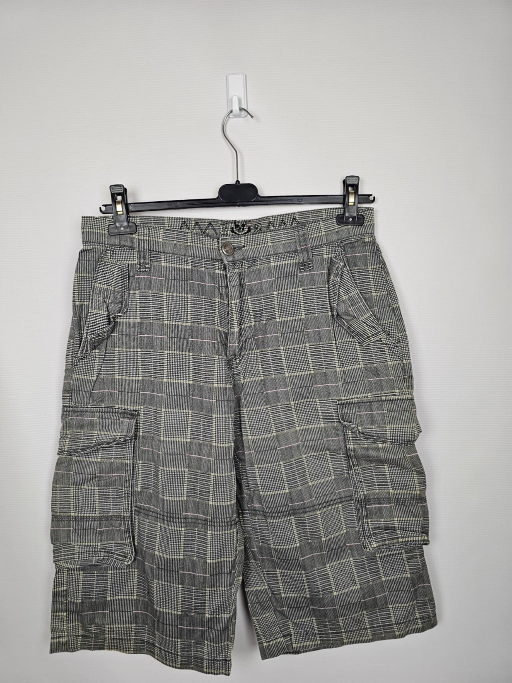 EK6579 Herren Shorts von Clockhouse, Grau, Gr.320