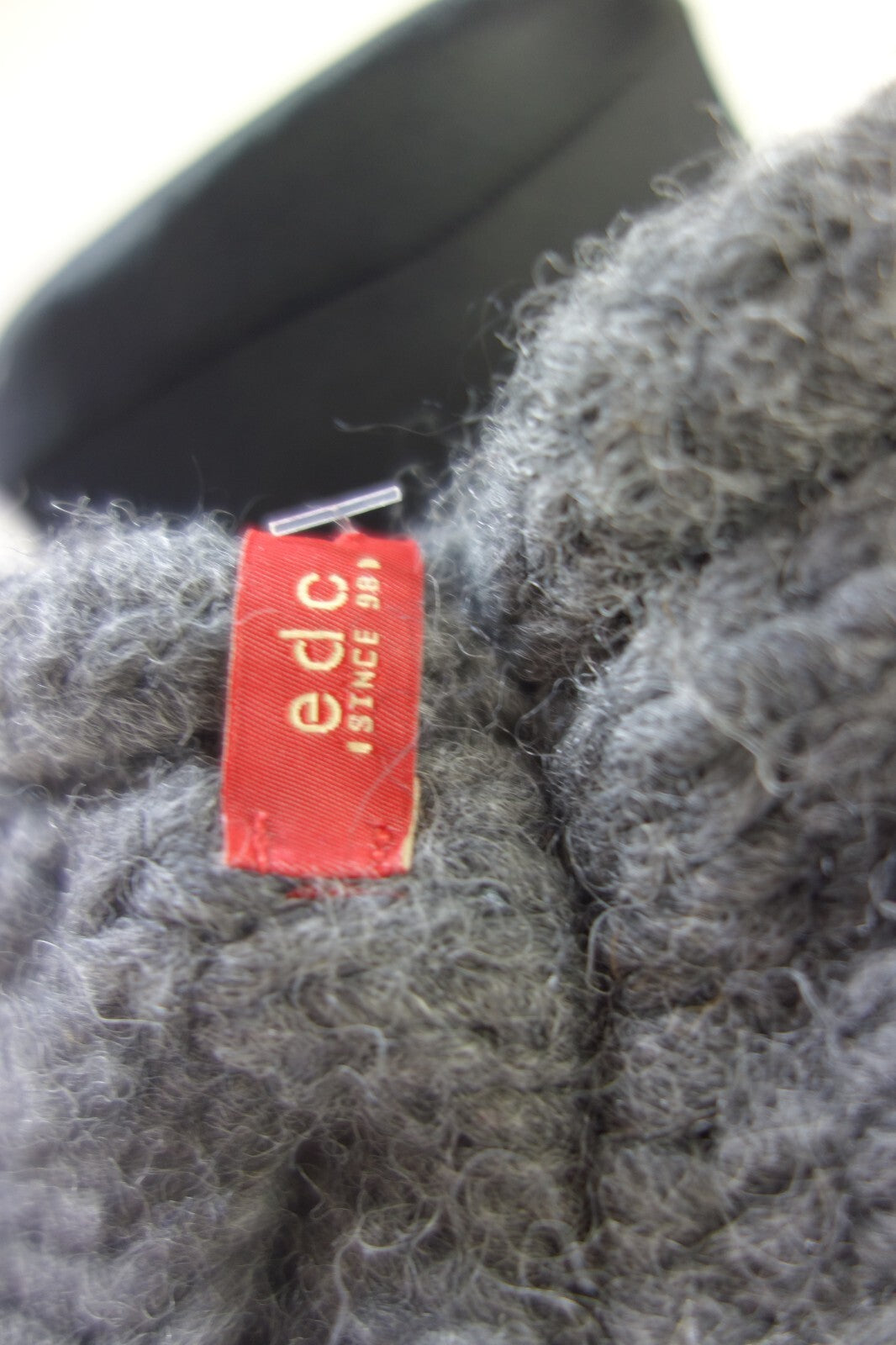 EK1998 Schal von edc, grau4