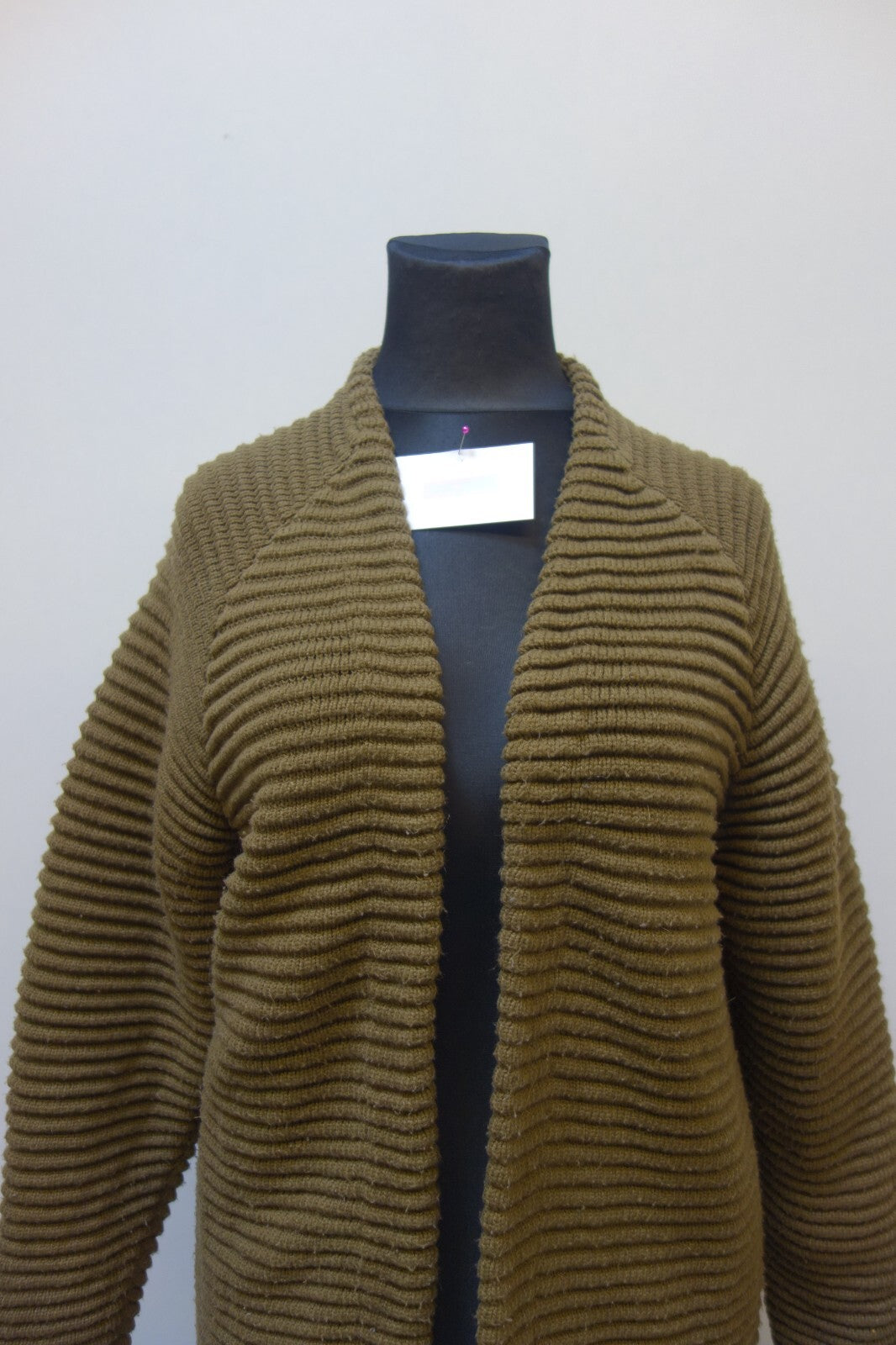 EK3488 Damen Strickjacke von Monki, olivgrün, Gr. L1
