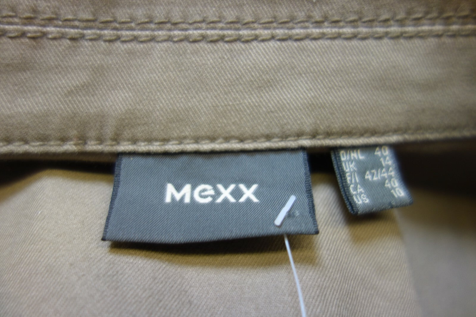 EK1000 Tolle Herbst Jacke für Damen  vom MEXX  khaki Farben  gr. 406