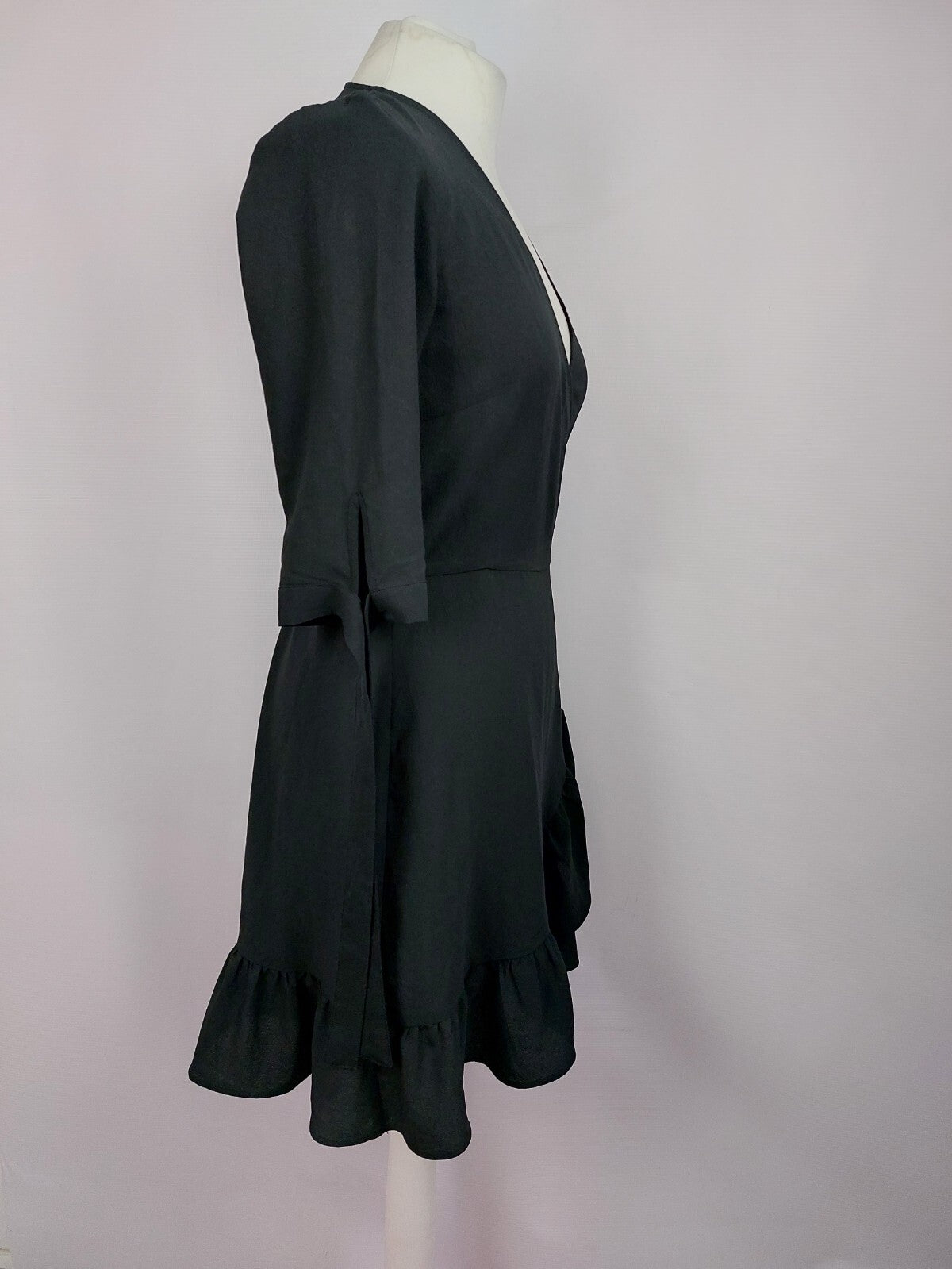 EK1781 Damen Kleid von Divided, schwarz, Gr. 387