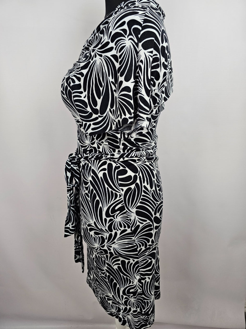 EK0385 Damen Kleid von Esprit, schwarz/weiß, Gr. L5