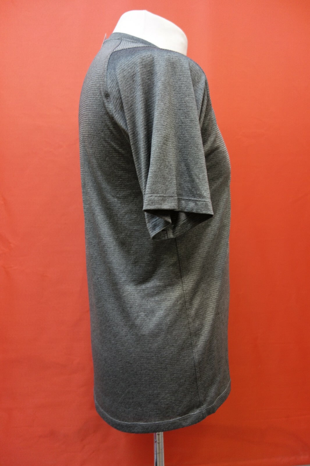 EK0308 Damen T-Shirt von adidas, grau, M3