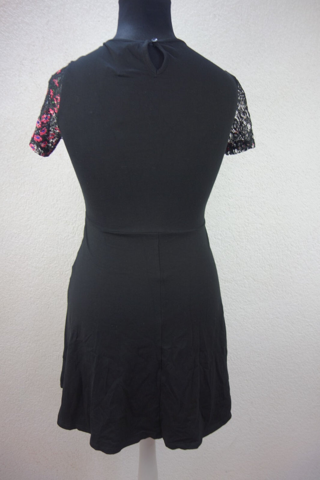EK1304 Damen Kleid von Dorothy Perkins, schwarz mit gemusterter Spitze, Gr.404