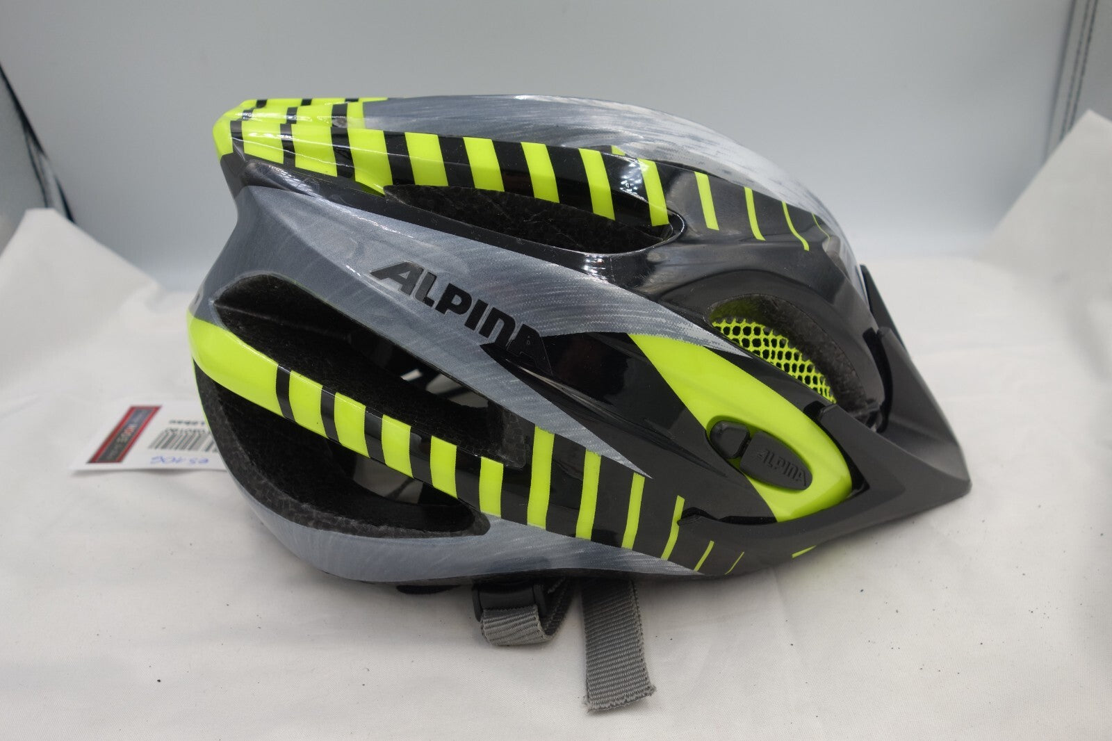 ES0106 Kinder Helm von Alpina, schwarz/grün, Gr. 50-55cm1