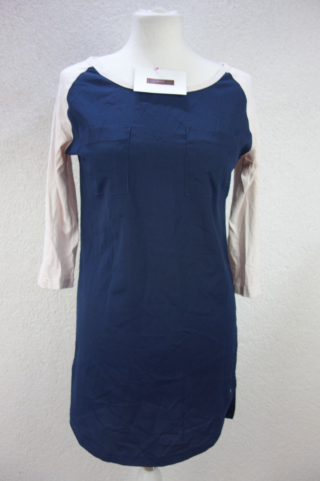 EK3746 Damen Shirt von Adidas NEO, blau und rose, Gr. XS0