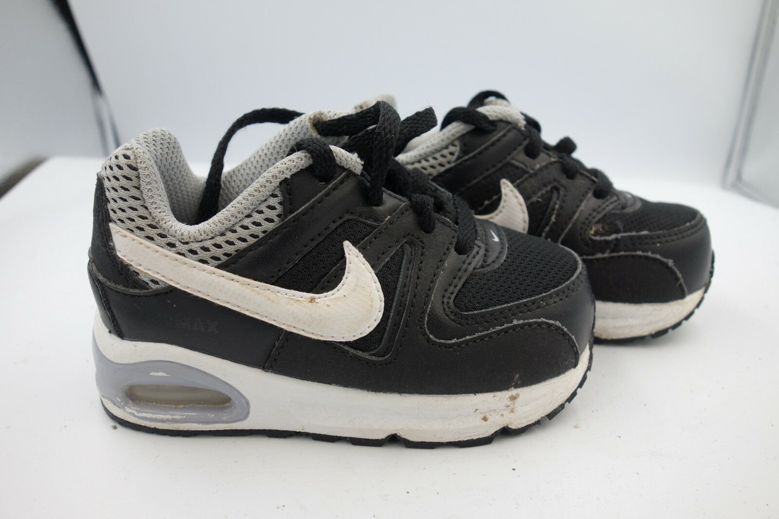ES0617 Kinder Sneaker von Nike, schwarz/Weiß, Gr. 221
