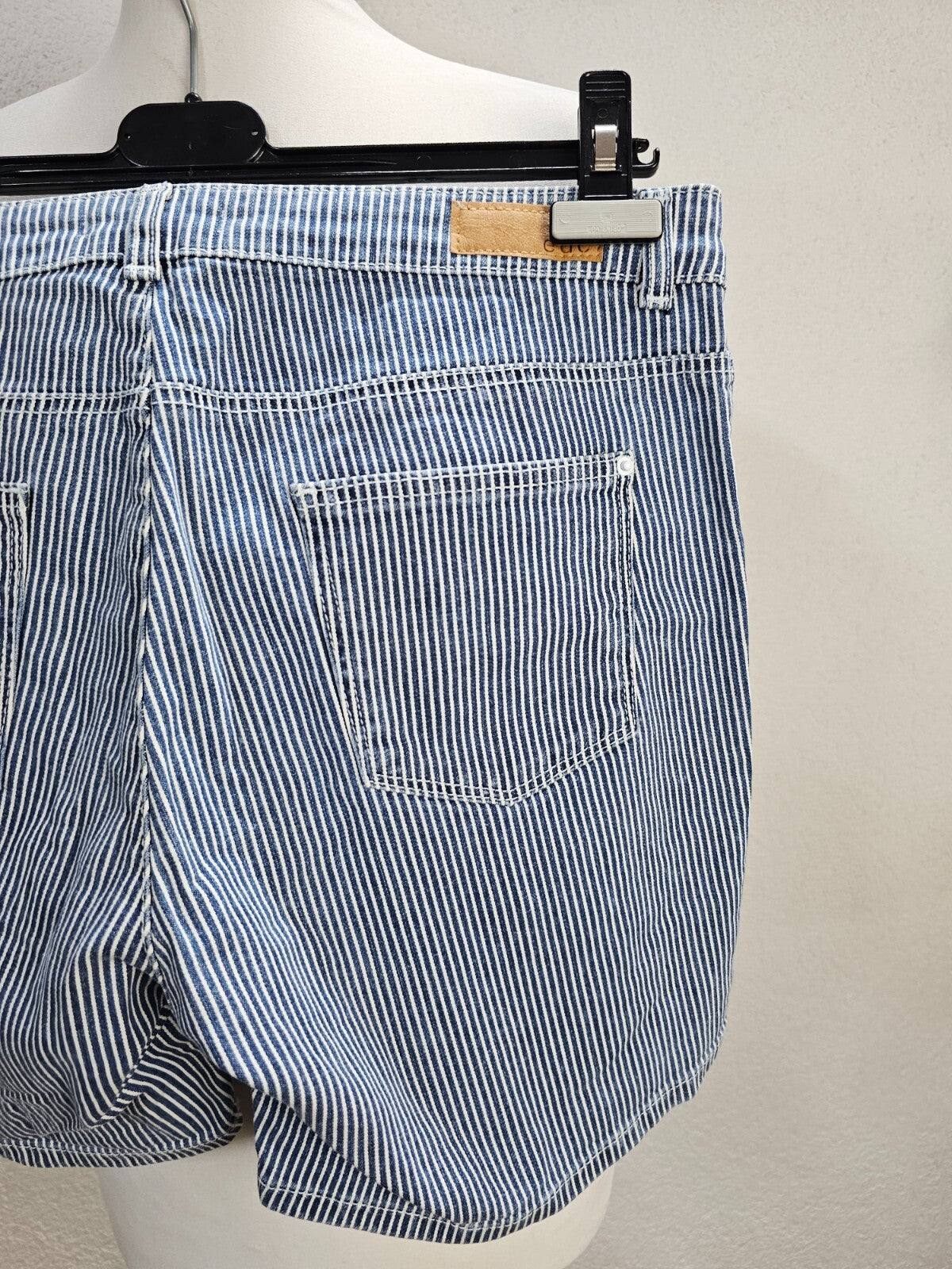 EK5816 Damen Shorts von EDC, weiß-blau, Gr.367