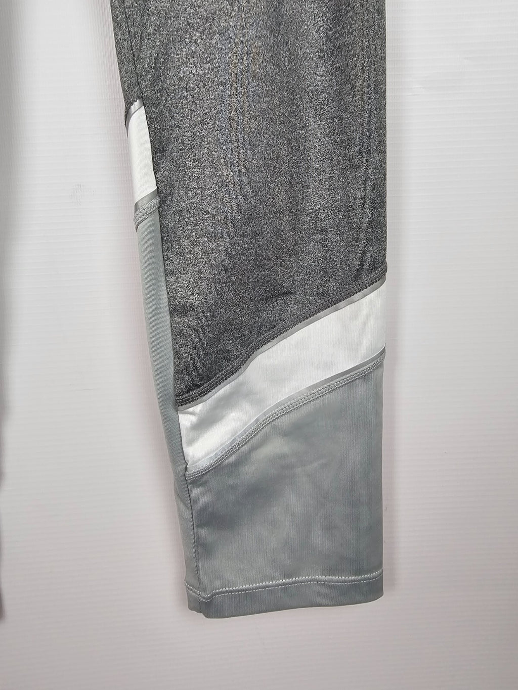 EK5400 Damen Sportleggings von Calzedonia, grau, Gr.S (nach Größentabelle)2