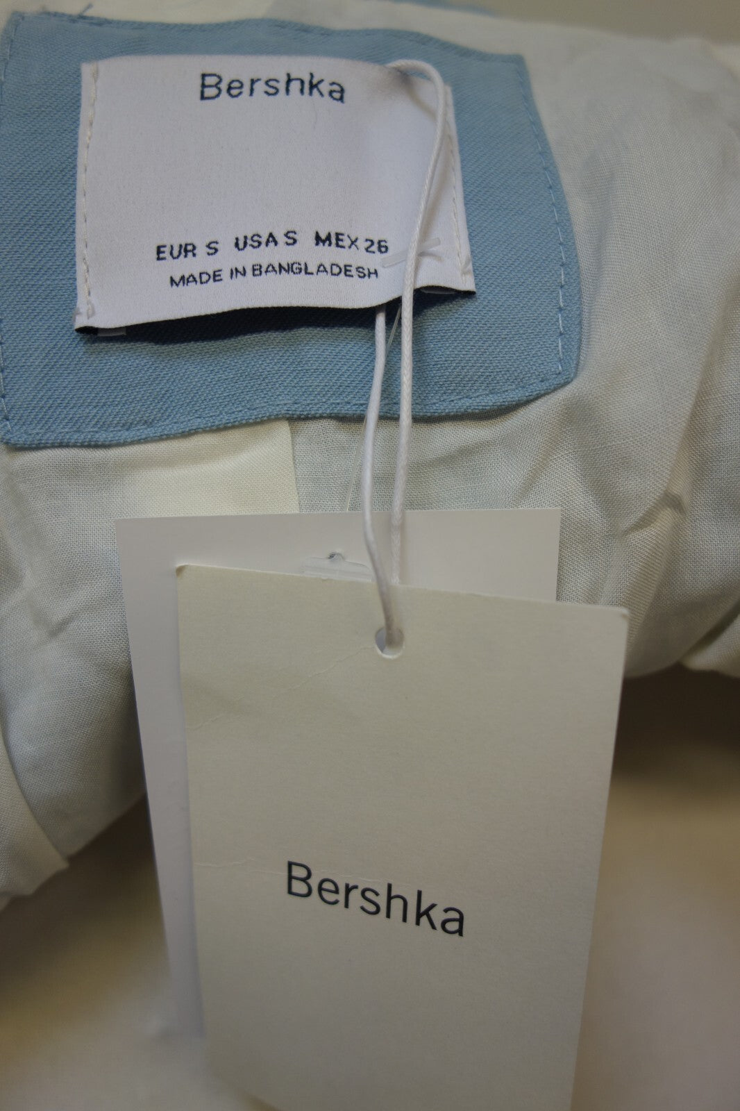 EK2474 Damen Blazer von Bershka, Gr.S4