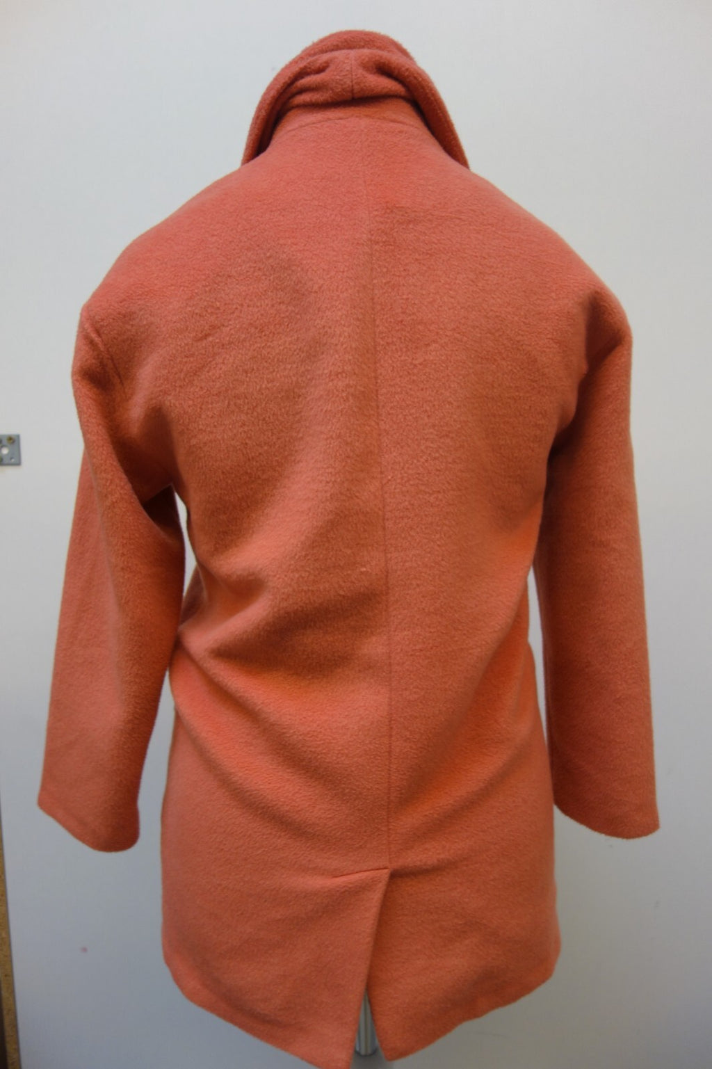 EK3300 Damen Jacke von Bershka, lachsfarben, Gr. S3