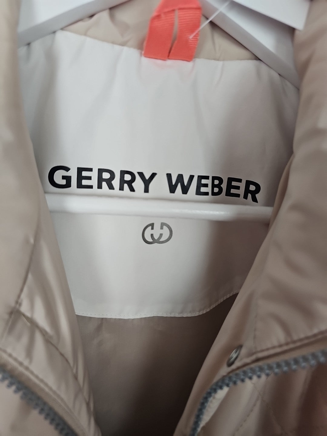 EK8921 Damenjacke Gerry Weber  Gr.M Beige1