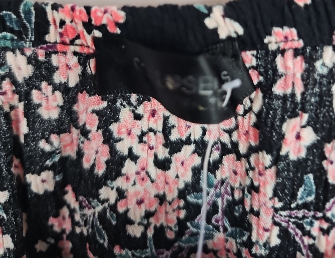 EK8310 Damen Bluse Collose Gr.s Schwarz Blumenmuster1