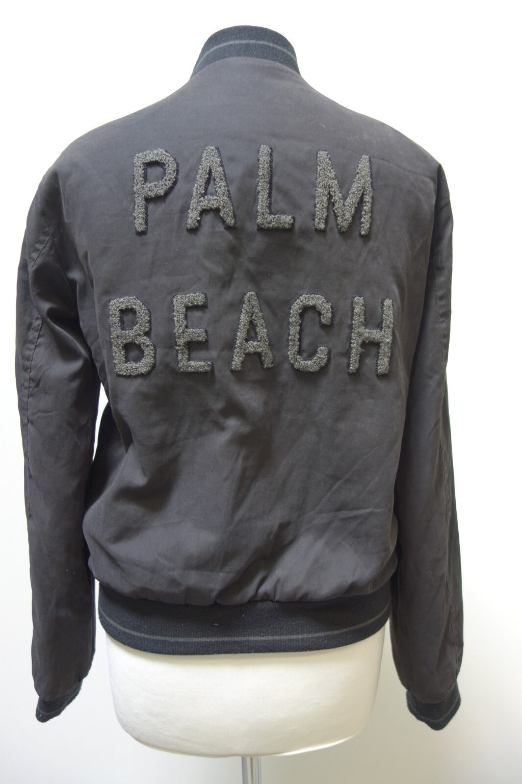 EK1814 Damen Bomberjacke von Pull & Bear, grau, S4