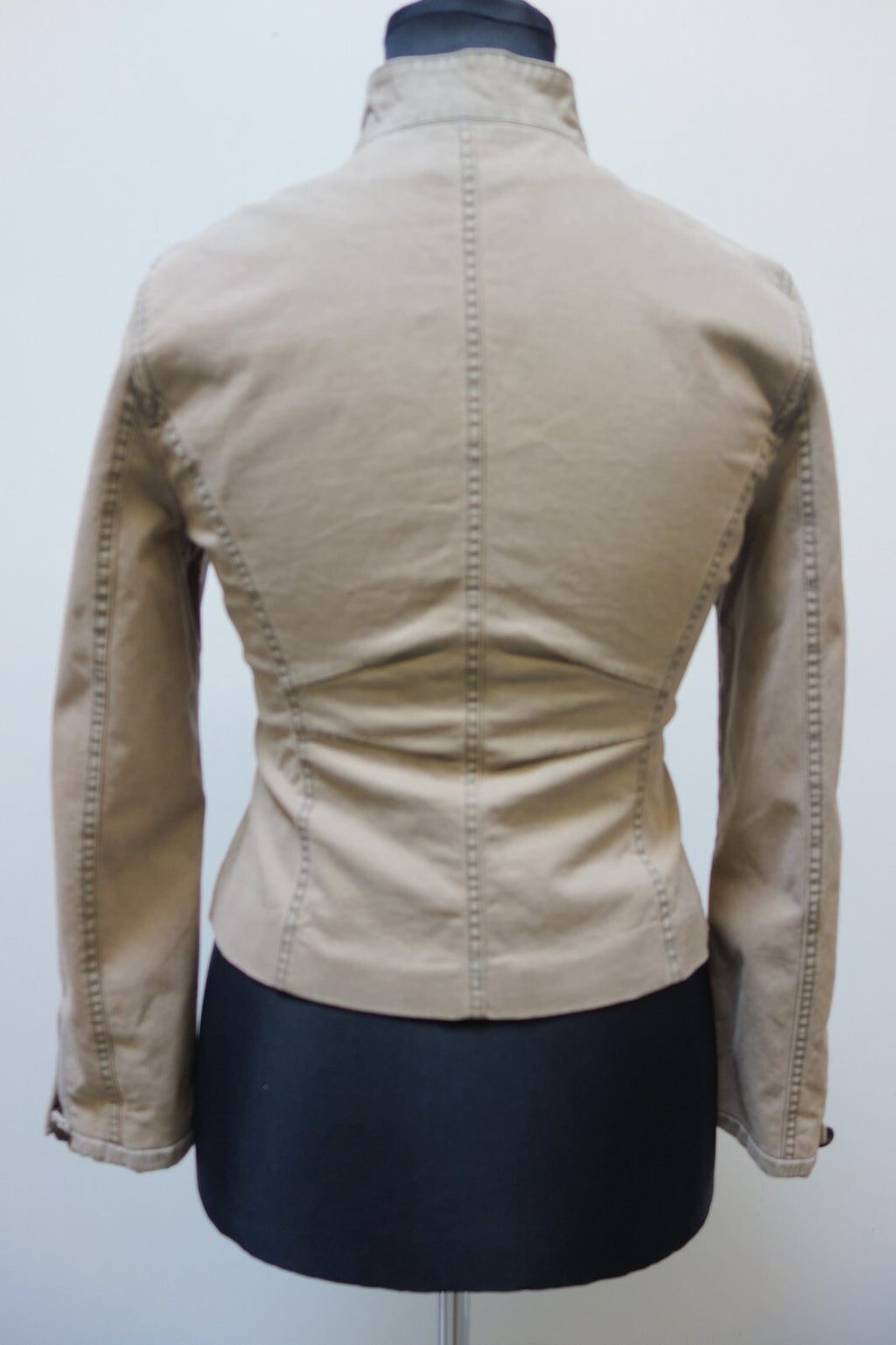EK0941 Damen Jacke von emozioni, beigegrau, Gr. 404