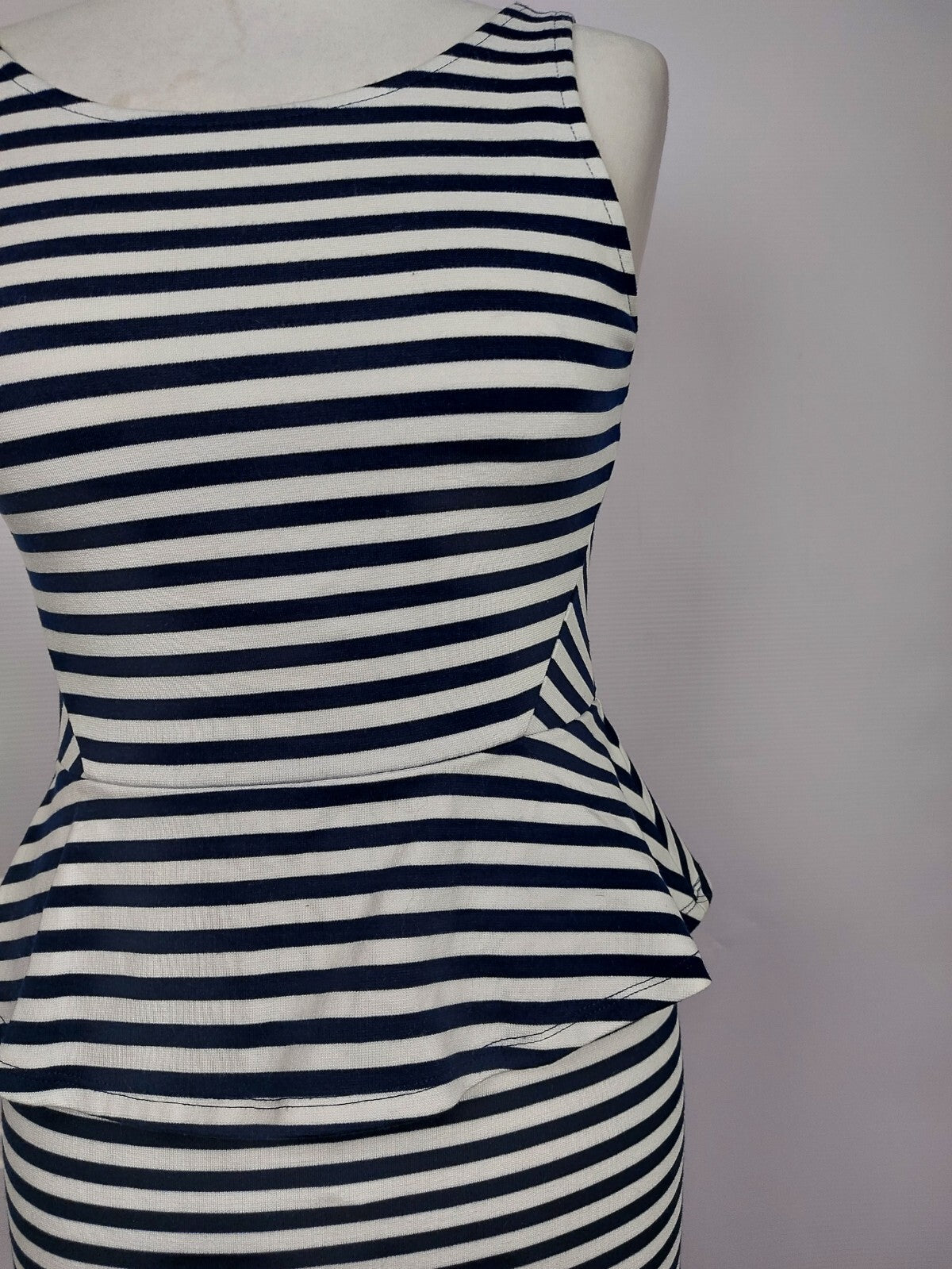 EK2620 Damen Kleid, weiß-dunkelblau, Gr.36 (nach Größentabelle)1