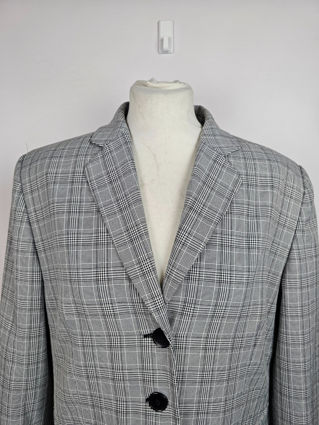 EK1384 Damen Blazer, schwarz/weiß, Gr. 401