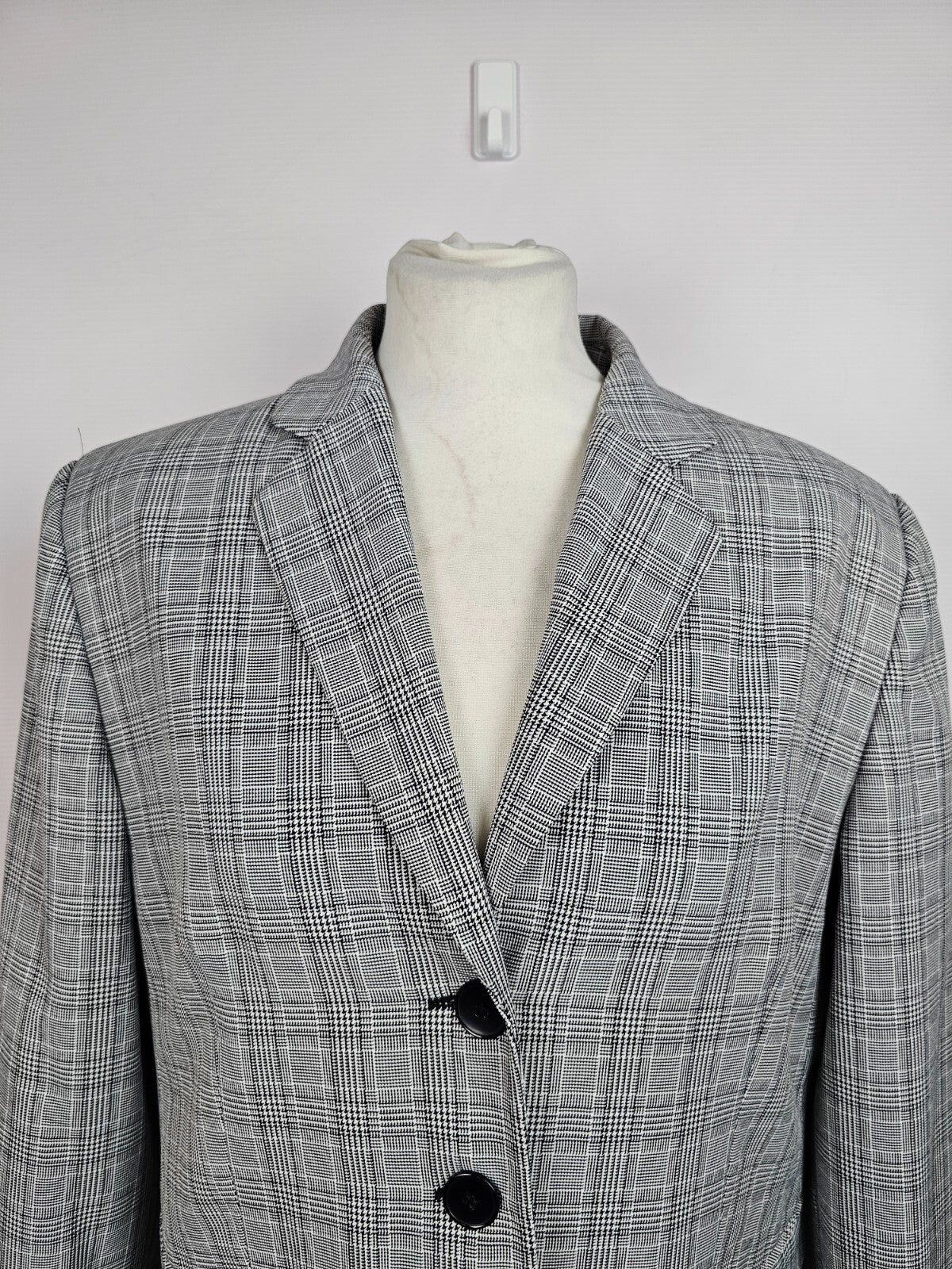 EK1384 Damen Blazer, schwarz/weiß, Gr. 401
