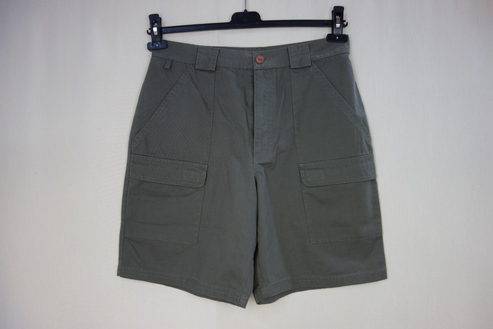 EK3950 Herren Shorts von Eddie Bauer, grün-grau, Gr.300