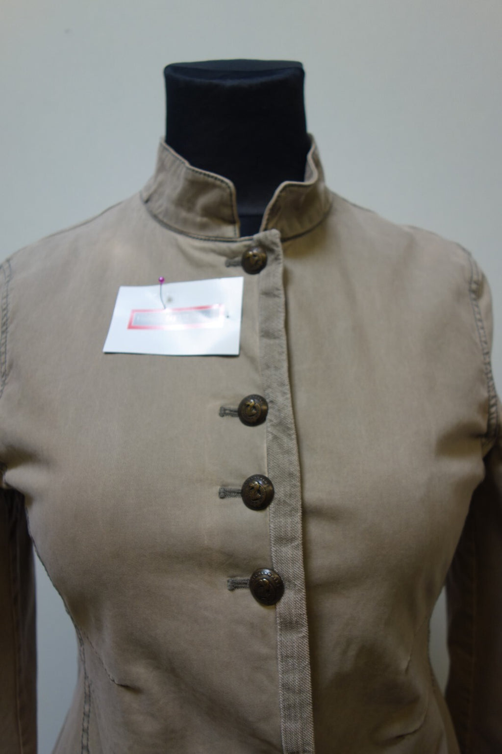 EK0941 Damen Jacke von emozioni, beigegrau, Gr. 402