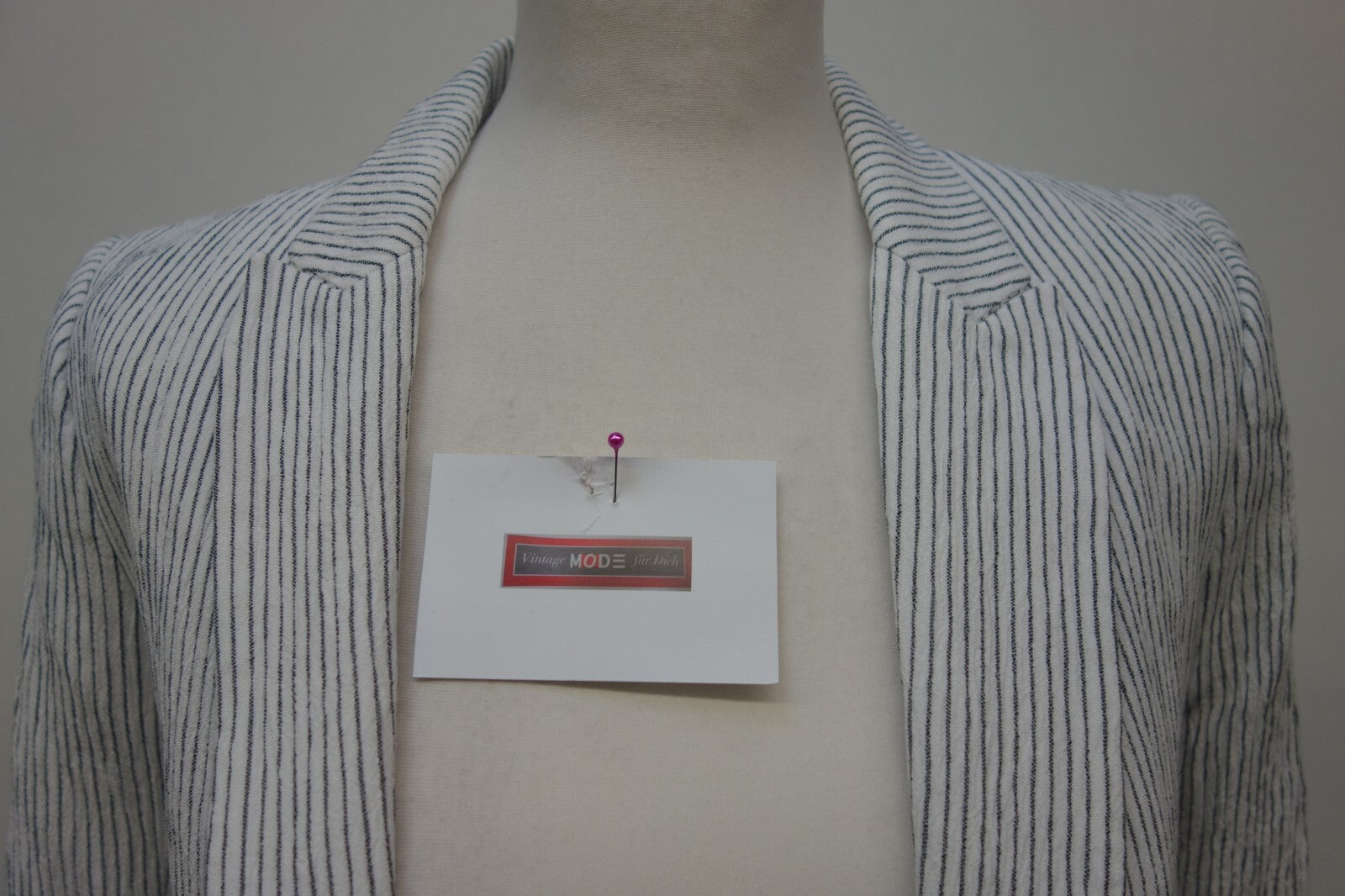 EK2603 Damen Blazer von H&M, gestreift, Gr. 321