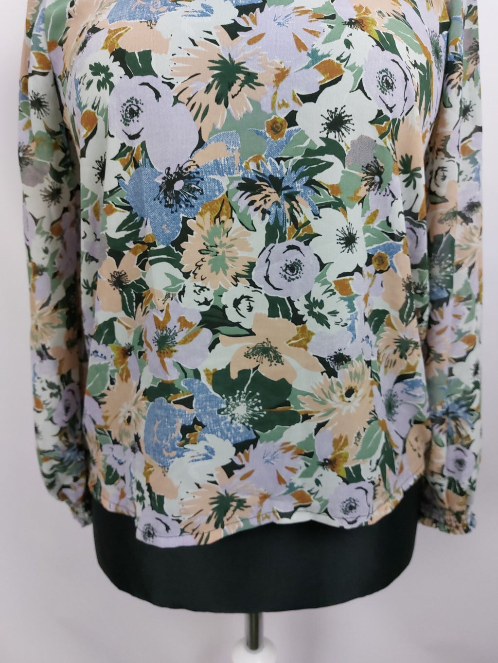 EK4634 Damen Bluse von Only, Gr. M, pastelltöne2