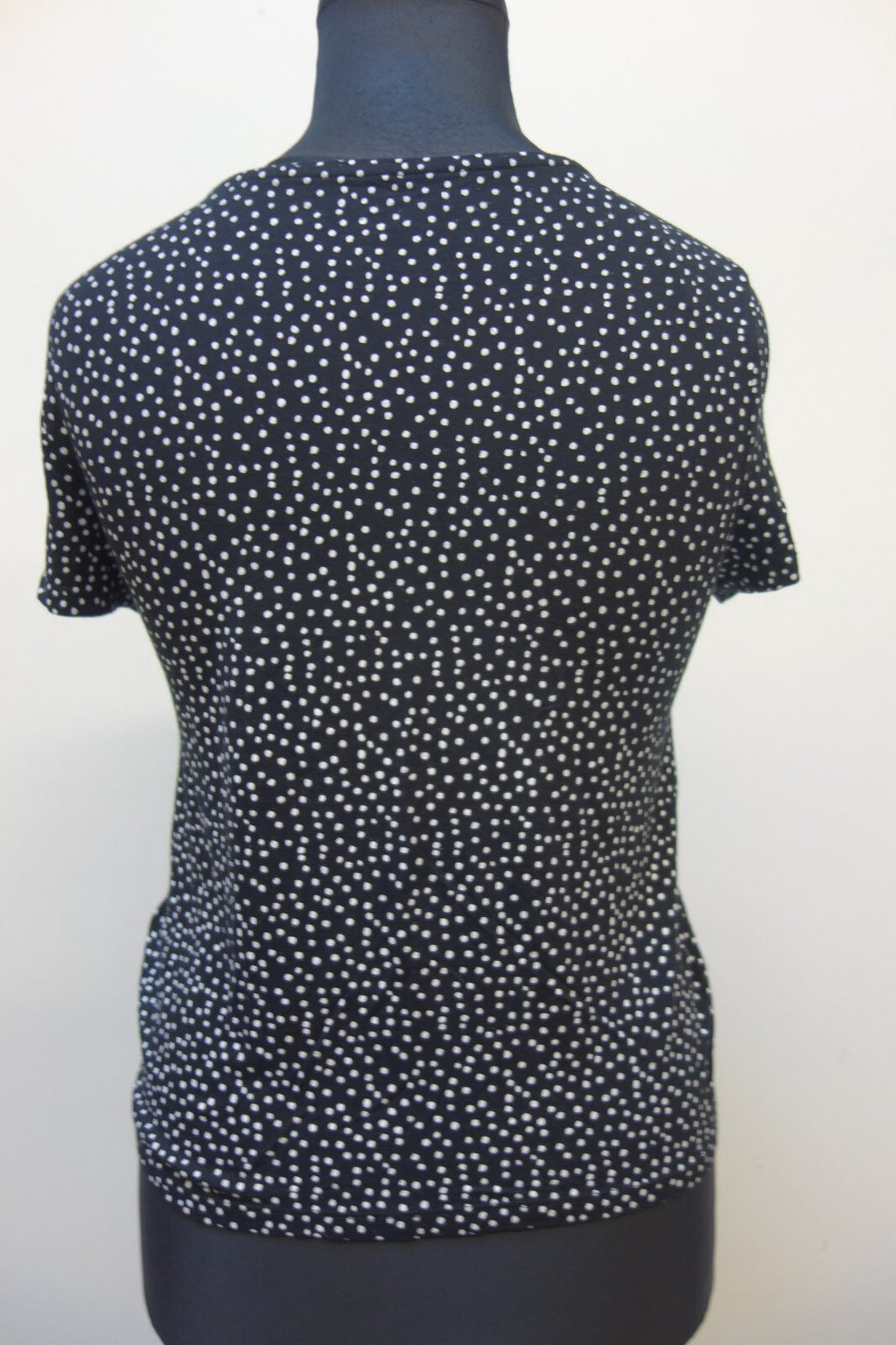 EK3548 Damen T-Shirt von Jake´s, schwarz mit weißen Punkten, Gr. M3