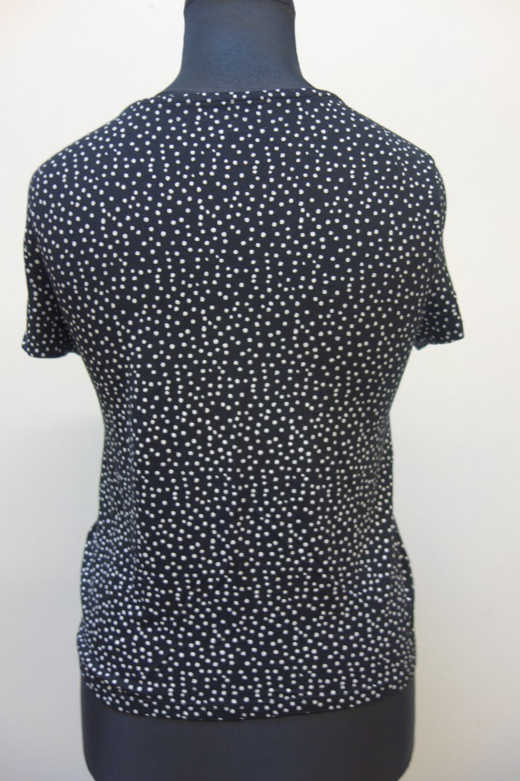 EK3548 Damen T-Shirt von Jake´s, schwarz mit weißen Punkten, Gr. M3