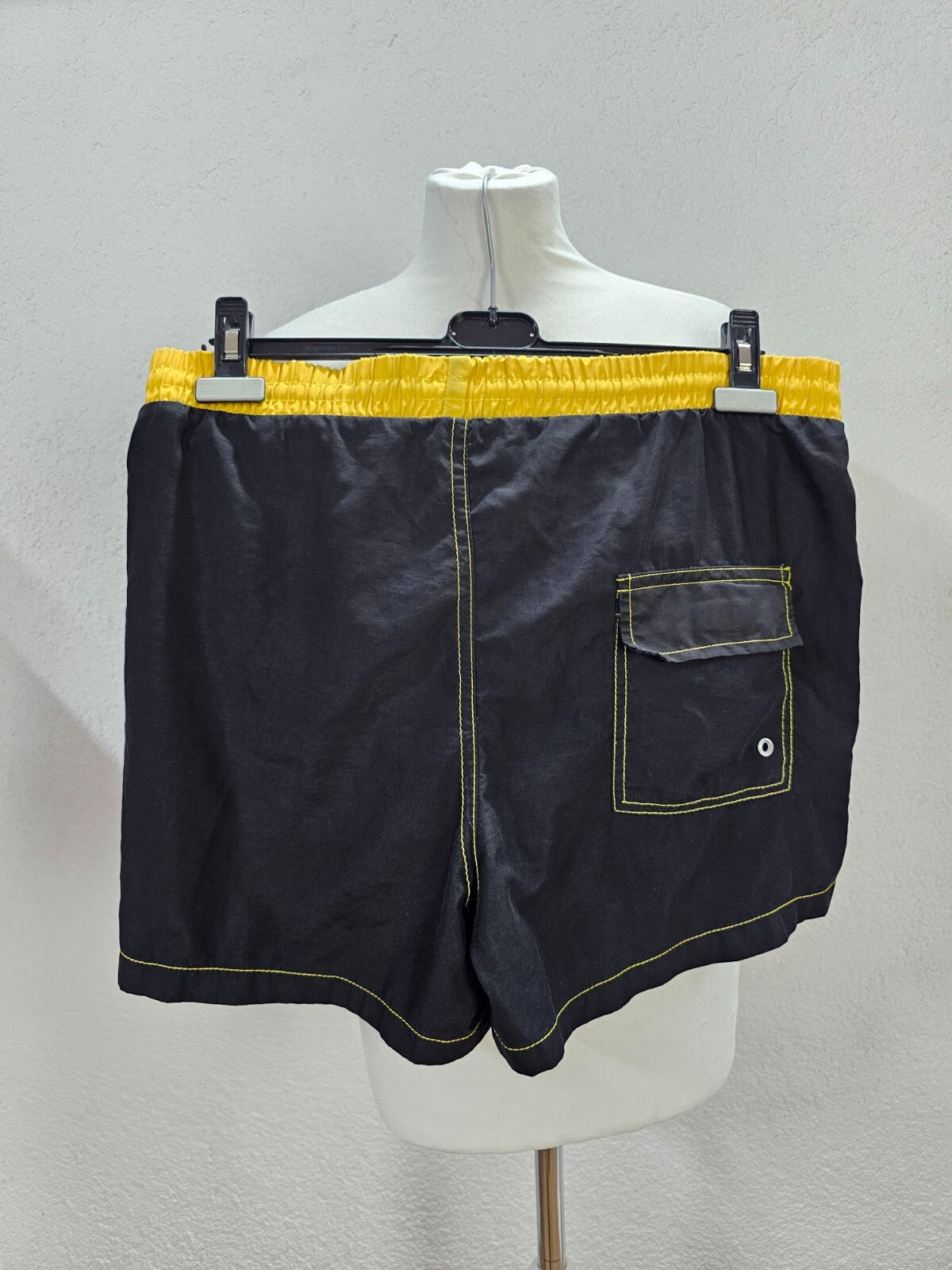 EK6155 Herren Badehose, schwarz/gelb, Gr. M5