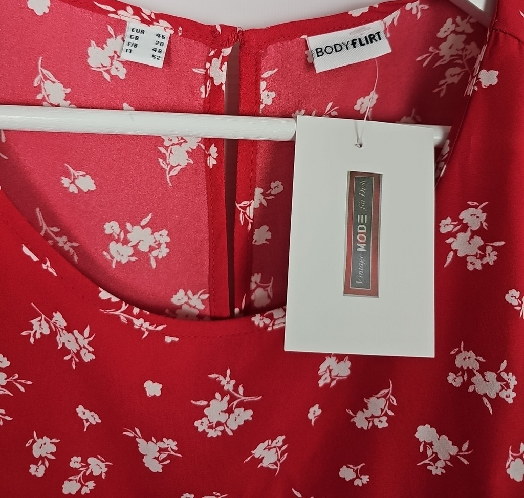 EK 8266 Damen Bluse Body Flirt Gr.46 Rotes Blumenmuster1