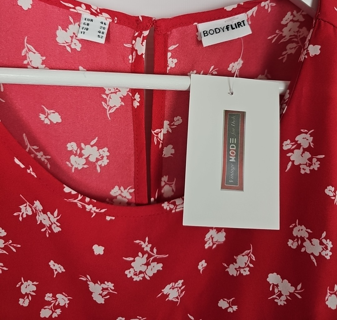EK 8266 Damen Bluse Body Flirt Gr.46 Rotes Blumenmuster1