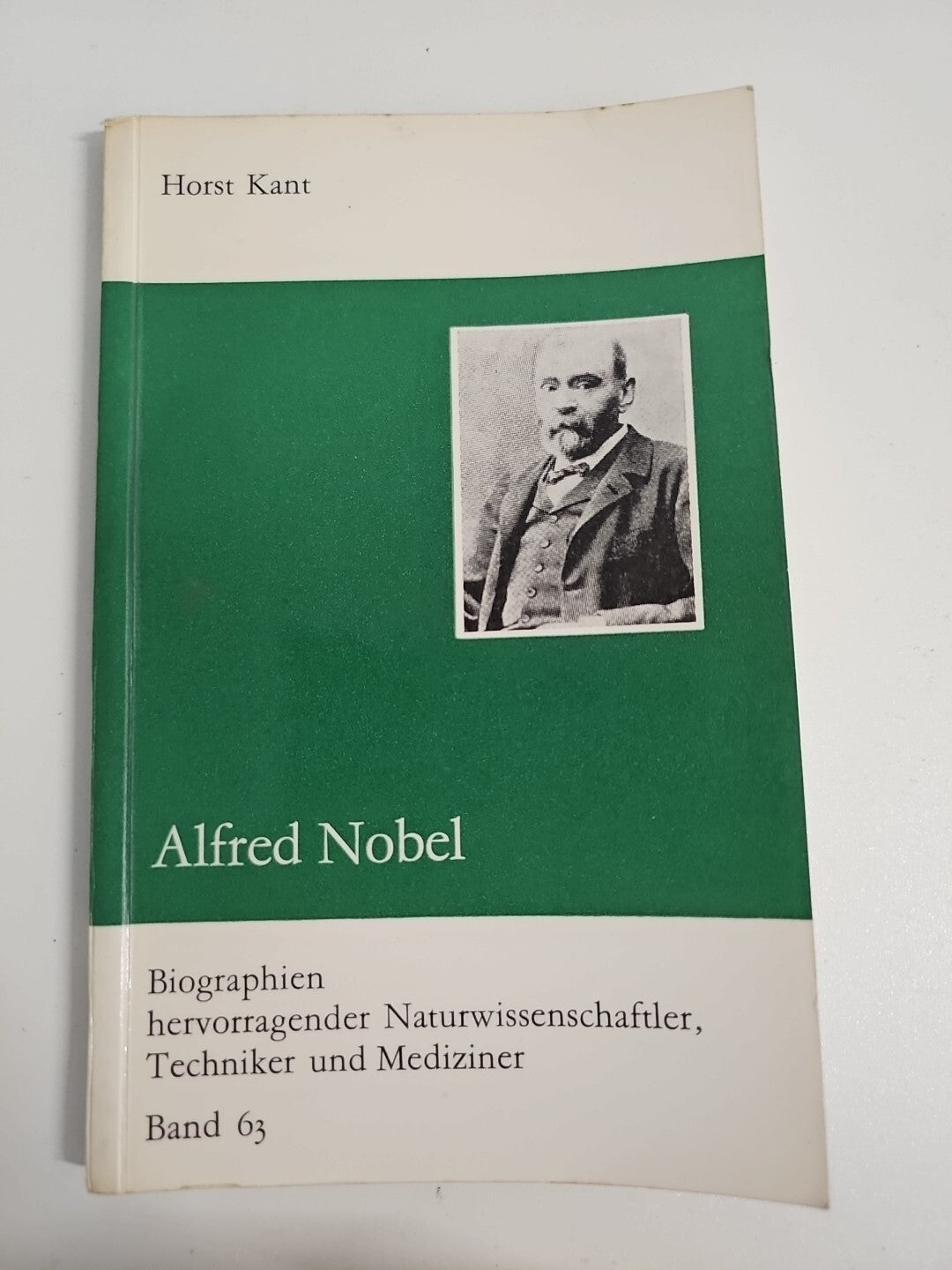 EB903 Alfred Nobel0