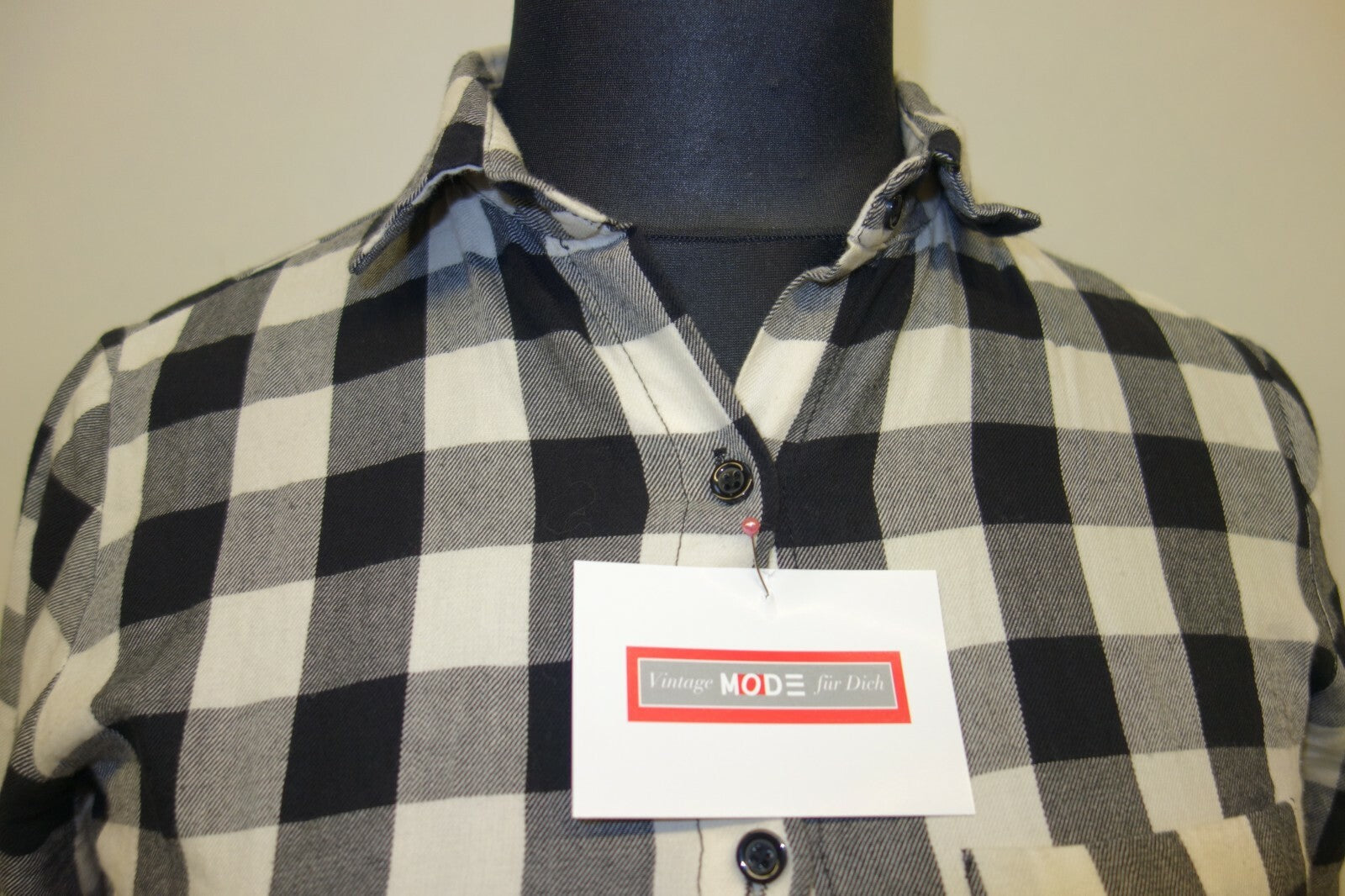 Tolle Bluse von Zara Basic in gr S schwarz weiss grau karriert langarm e 14601